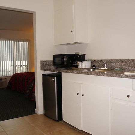 Lake Marina Inn Clearlake Oaks Bilik gambar